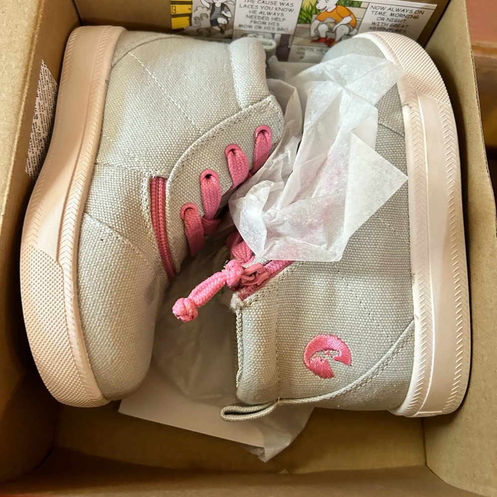 Billy footwear nwt
